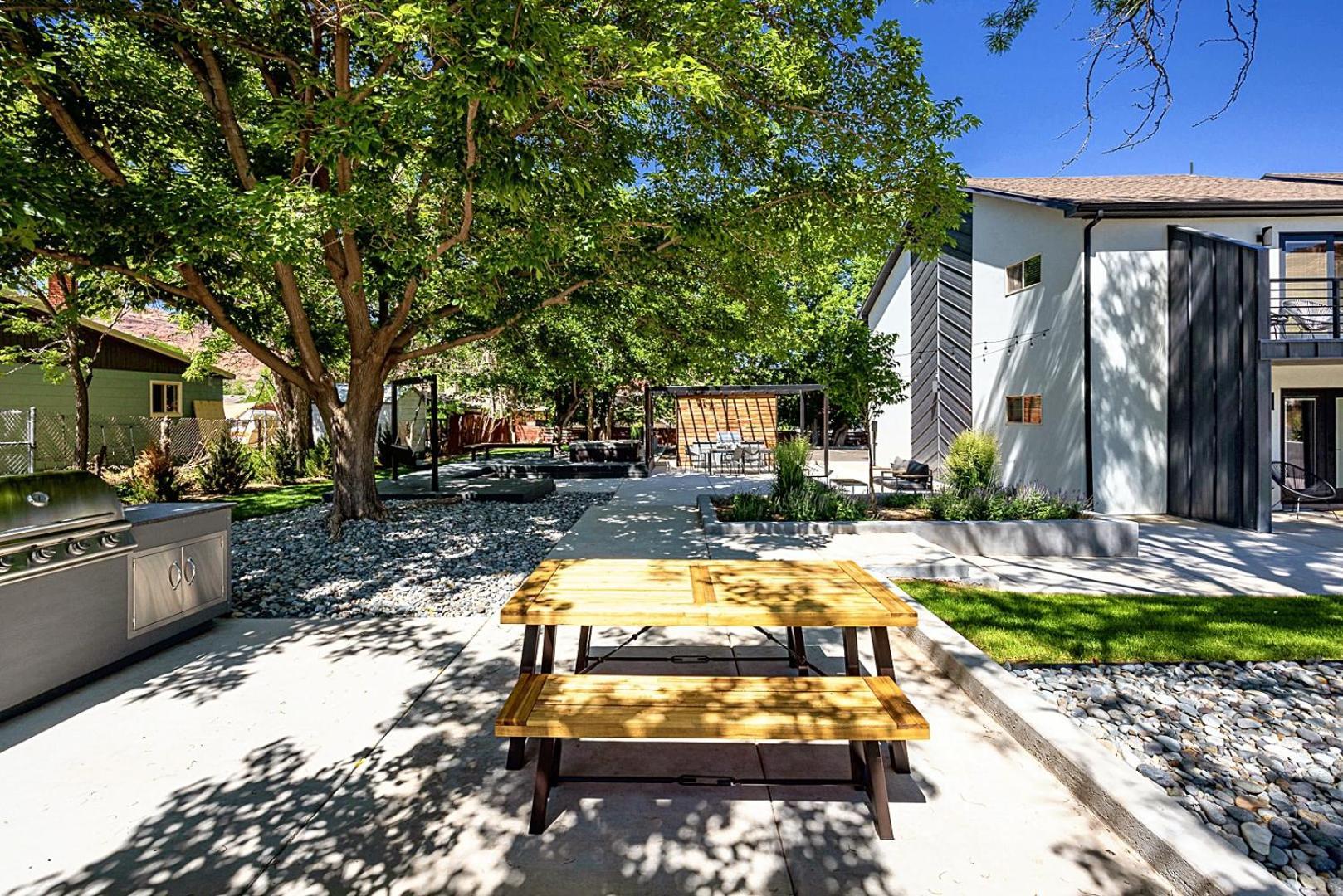 Вилла Near Downtown Stylish 2Br With Amazing Patio - 4 Моаб Экстерьер фото